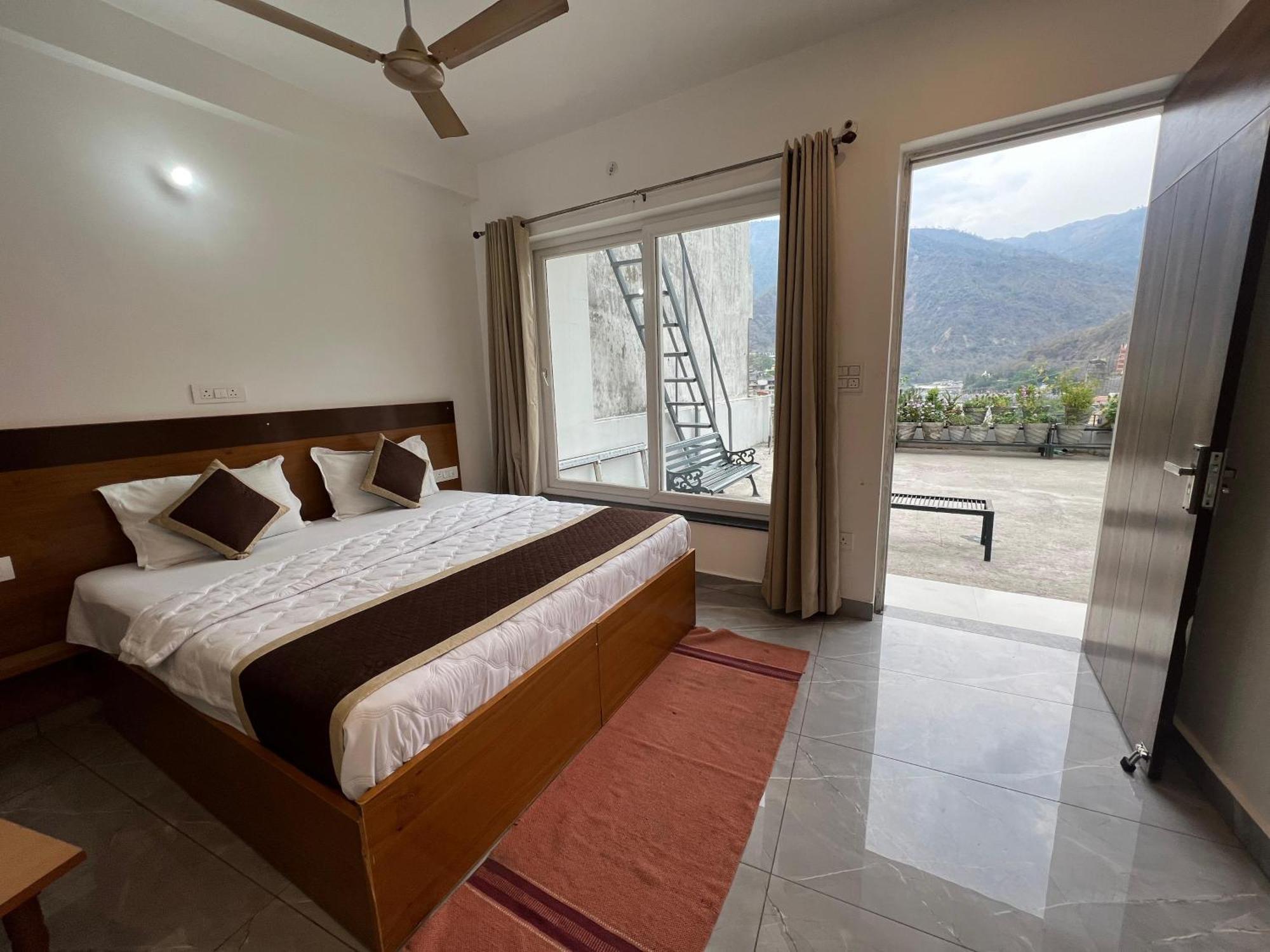 Hotel Manikut Ришикеш Экстерьер фото